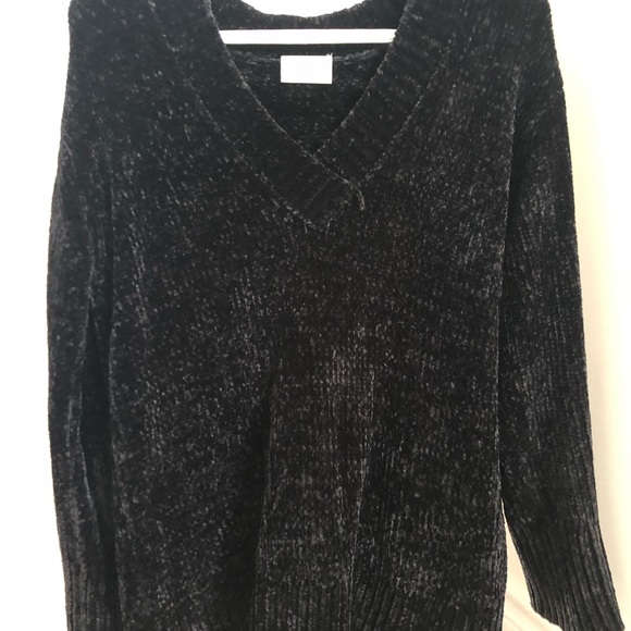 Zara Sweater - Picture 2 of 3